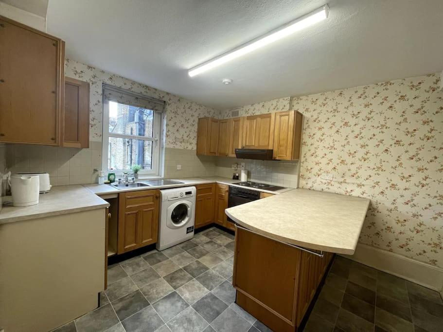 Appartement Old School Grandma London Experience ! Extérieur photo